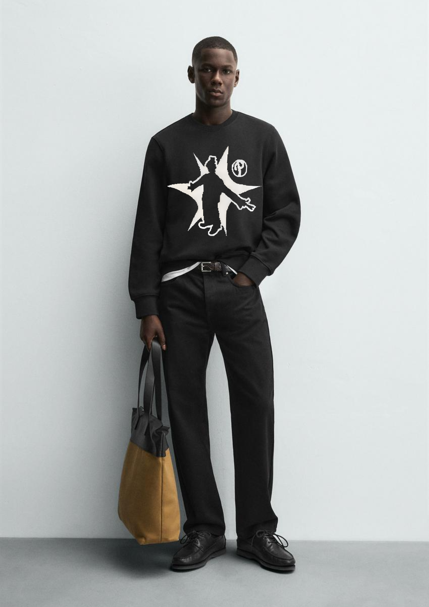 Man wearing a Black crewneck sweatshirt